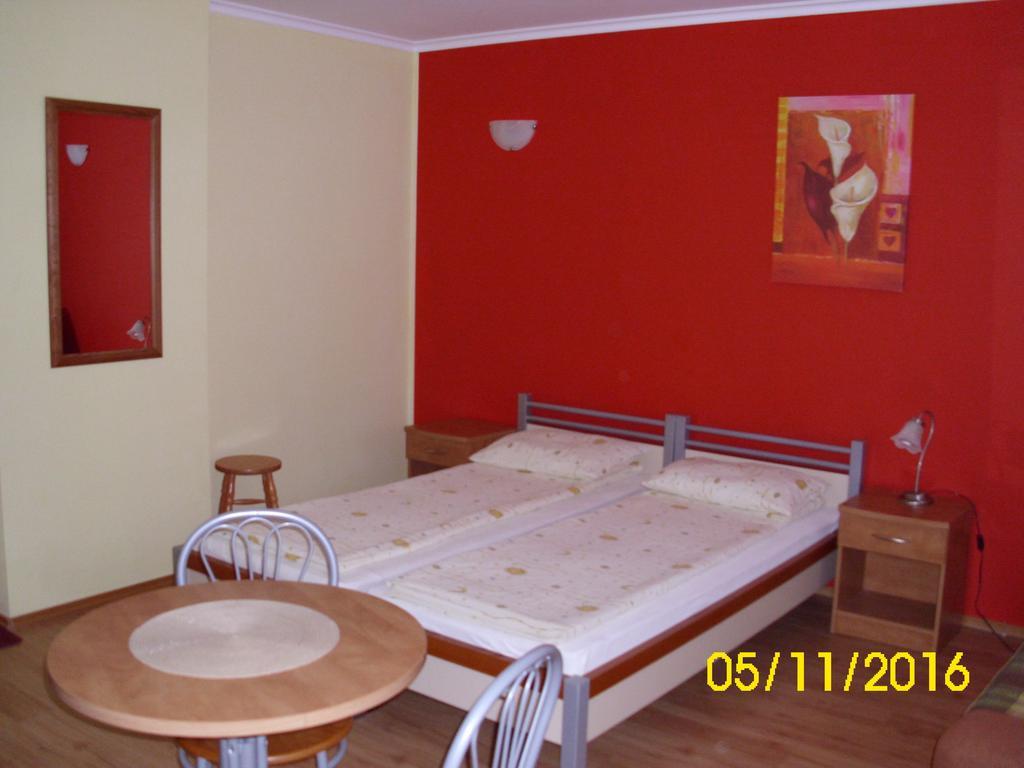 Pokoje Goscinne Luna Miedzyzdroje Exterior foto